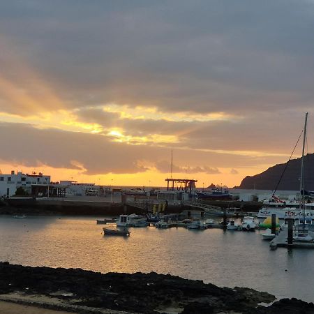 Apartamento La Graciosa Camelia Beach Vistas Mar Caleta de Sebo Exterior foto