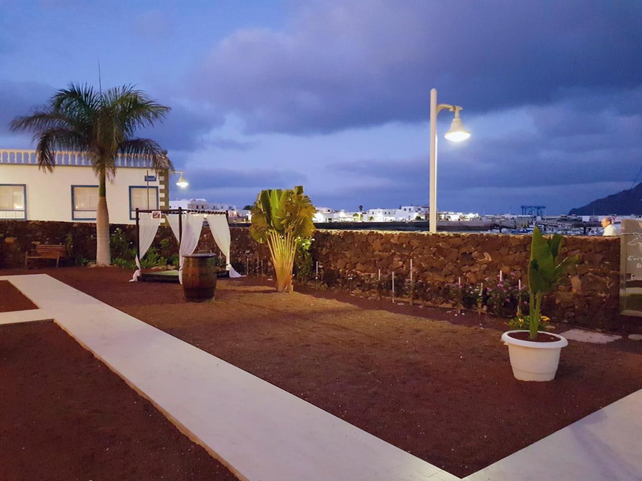 Apartamento La Graciosa Camelia Beach Vistas Mar Caleta de Sebo Exterior foto